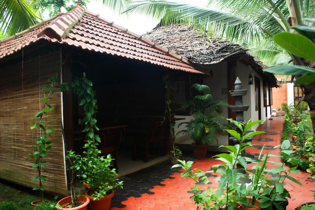 Chakra Ayurvedic Resort Kovalam Dış mekan fotoğraf
