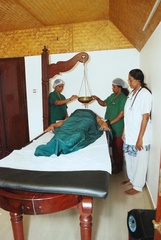 Chakra Ayurvedic Resort Kovalam Dış mekan fotoğraf