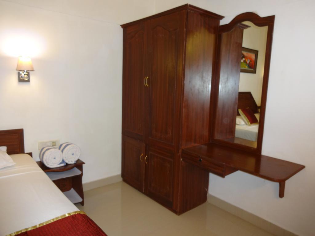 Chakra Ayurvedic Resort Kovalam Dış mekan fotoğraf